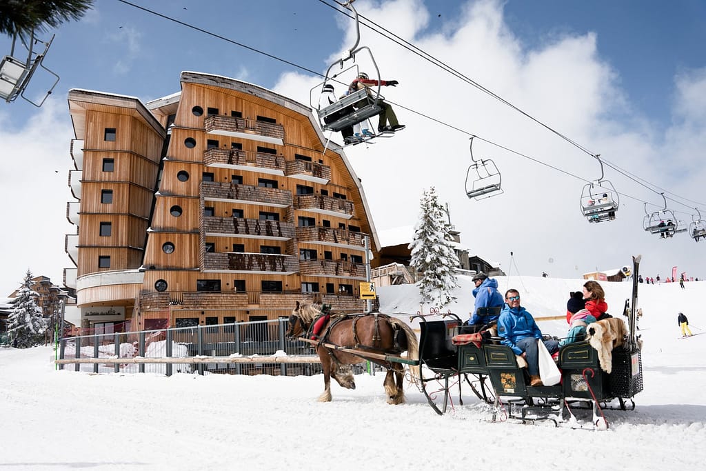 Hôtel Mil8, Avoriaz, Exterior with Chair Lift and Horses