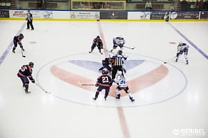 Powder Pines Luxury Travel - Méribel Ice Hockey Match - Photo Credit Sylvain Aymoz
