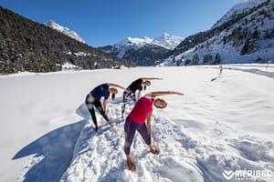 Powder Pines Luxury Travel - Méribel Lake Side Yoga - Photo Credit Sylvain Aymoz