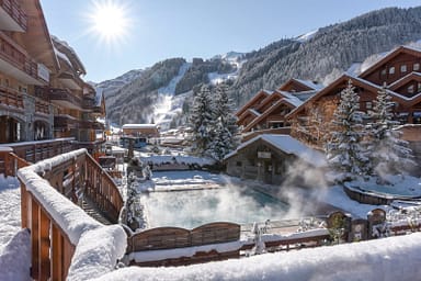 Méribel - Hotel L'Eterlou Winter External View